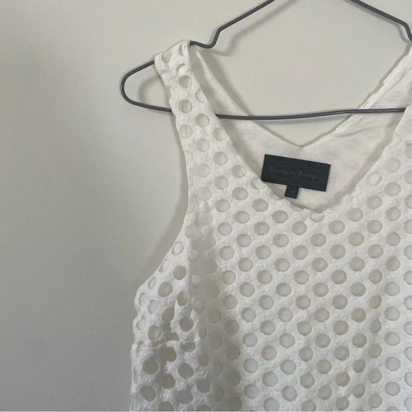 Anthropologie | Sunday in Brooklyn White Polka Dot V-Neck Tank Top Size XS - Picture 2 of 6
